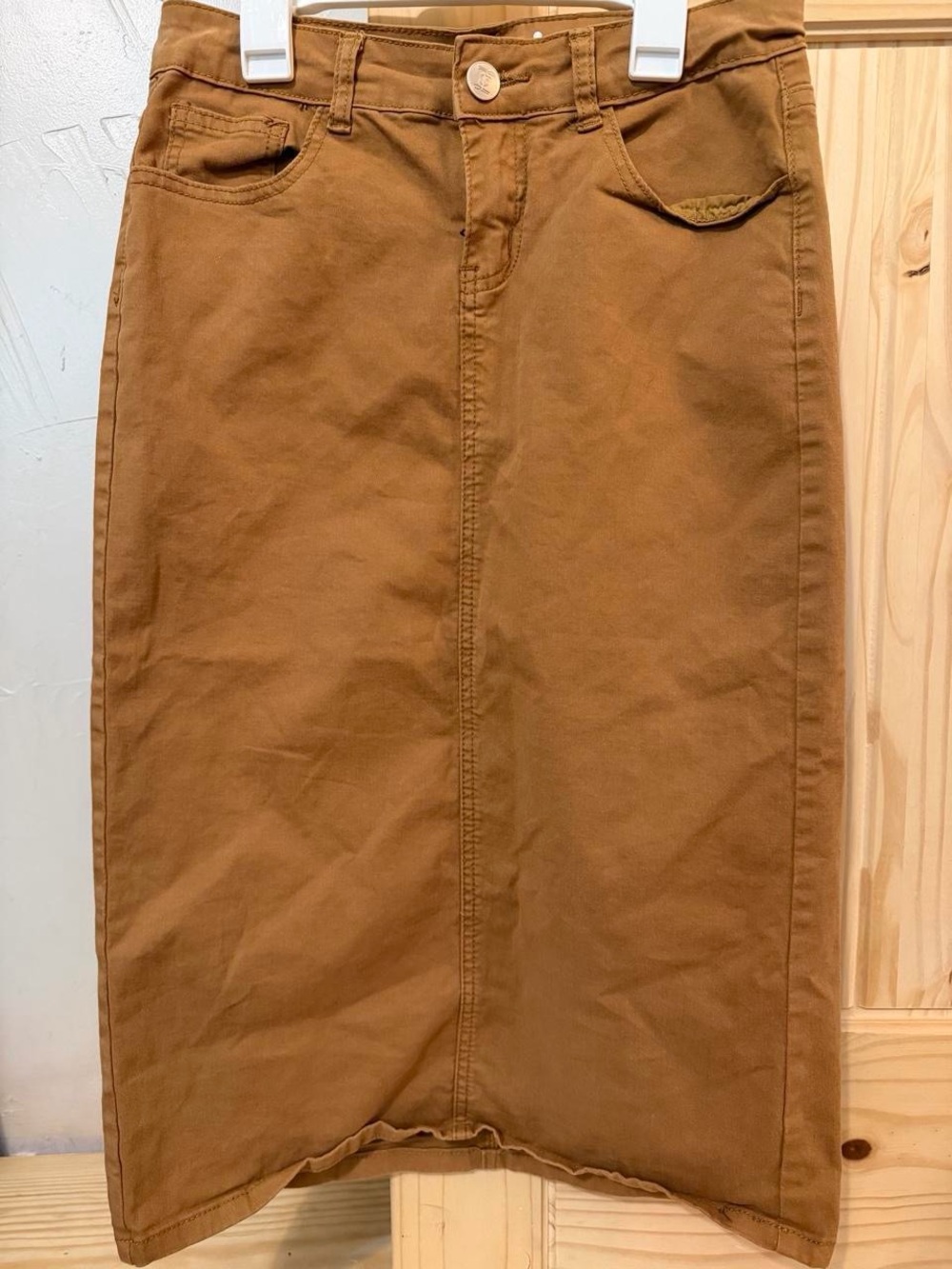 Tan Midi Pencil Skirt - Casual High-Rise Style